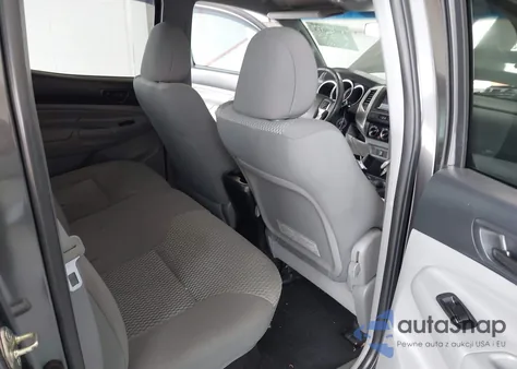 2014 Toyota Tacoma Prerunner V6 z USA, uszkodzony, nr VIN 3TMJU4GN2EM169362